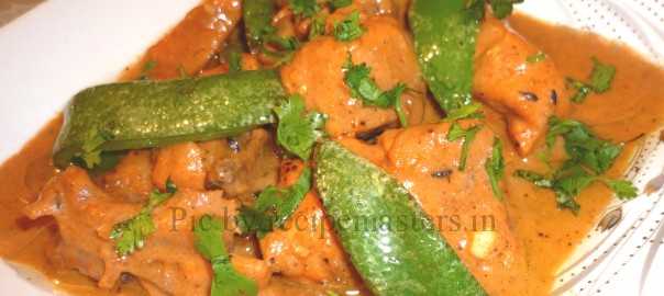 chicken in cashewnut gravy