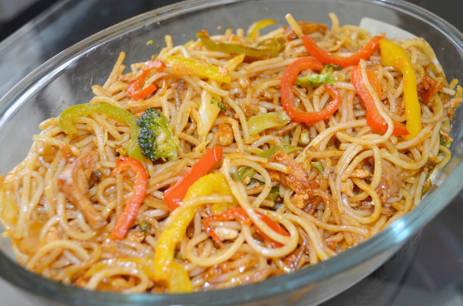 Chiili garlic chicken noodles - Recipe Masters